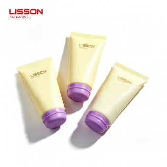 특수 어플리케이터가 포함된 맞춤형 40mm 데오도란트 빈 튜브